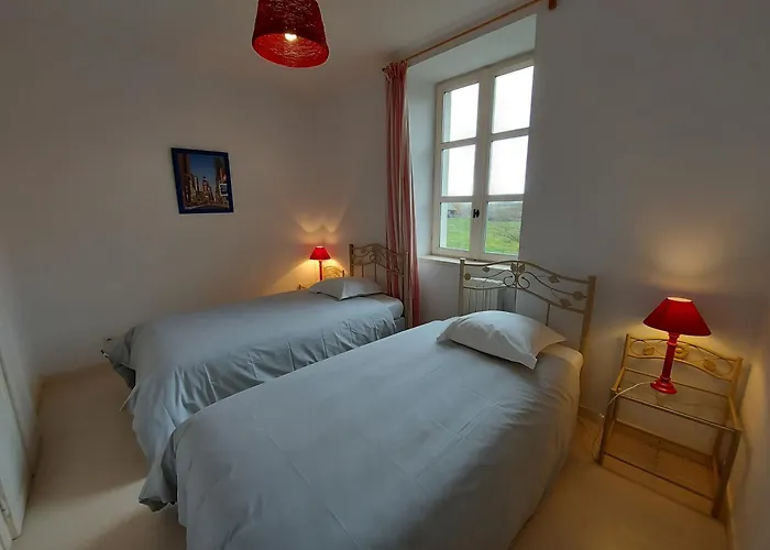 Le Presbytere Saint-Pierre-Sur-Erve